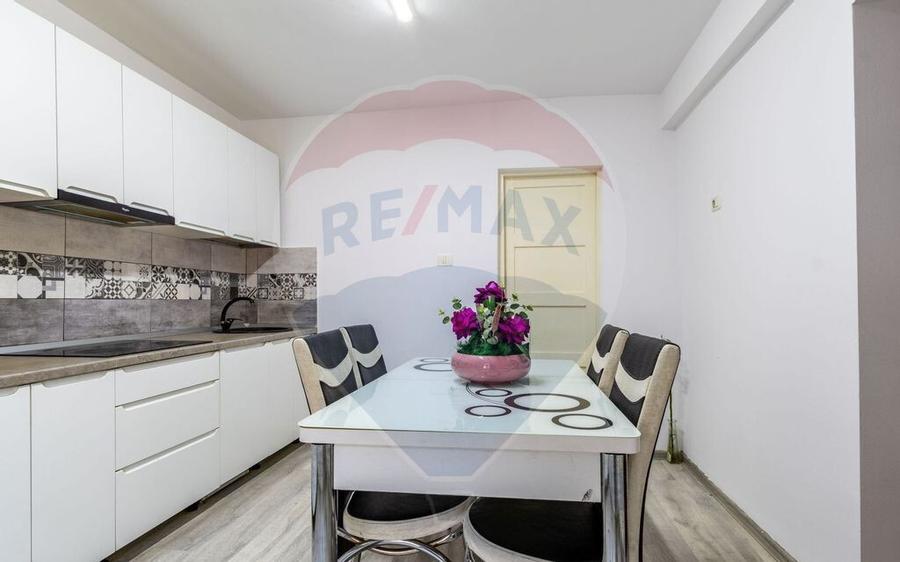 Casa 3 camere si teren 765 mp de vanzare Micalaca,Arad - 1