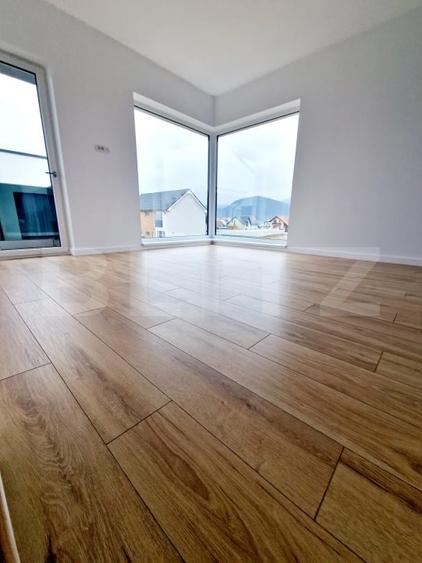 Vila noua in duplex, intrare separat, finisaje premium, Rasnov - 9