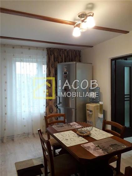 Apartament cu 3 camere, zona Milcov, Bacau - 2