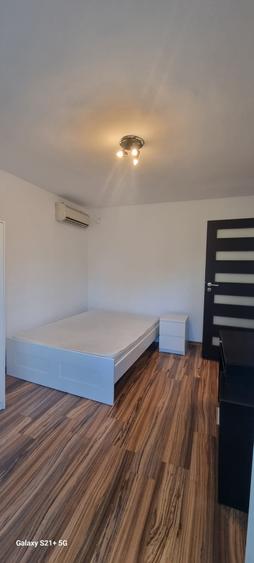 Apartament cu 3 camere decomandat în Brâncoveanu