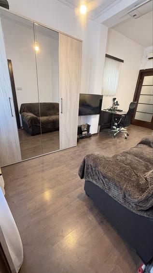 Piata Romana - Caderea Bastiliei garsoniera mobilata si utilata etaj 2 - 4