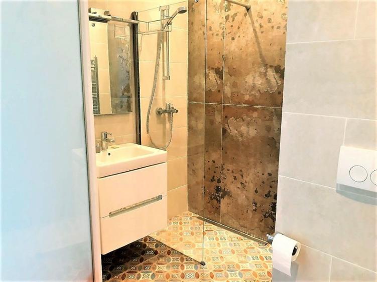 Apt 155mp in cladire monument istoric - Bd. Dacia - 9