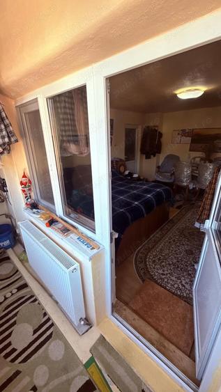 Buzias Timis apartament cu 1 camera de vanzare complet mobilat si izolat - 11