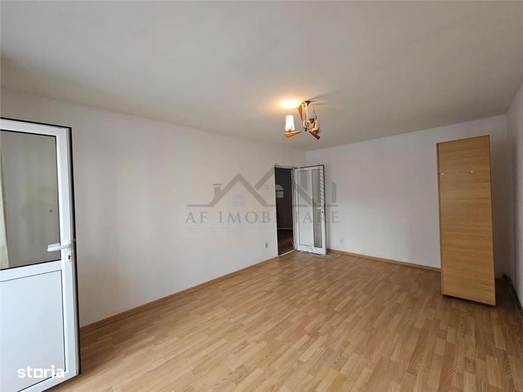 Apartament 3 camere Dacia - 2