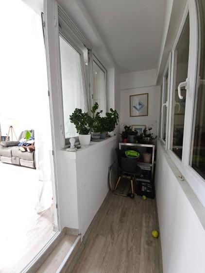 TINERETULUI MAXIM 7 MINUTE METROU - 12