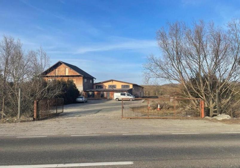 Hala de inchiriat,500 mp,zona Slobozia Sucevei - 8