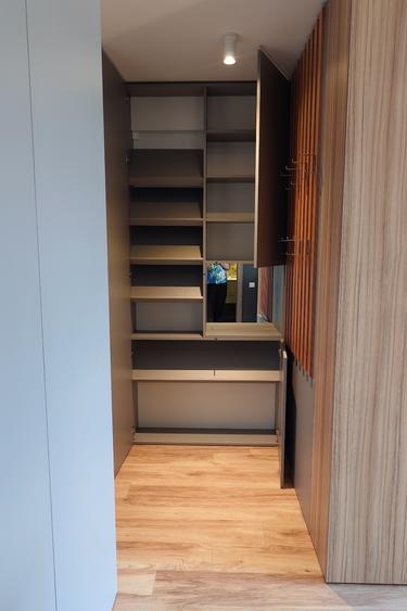 Calea Calarasilor - Muncii -Matei Basarab- garsoniera moderna - bl nou -centrala - 26