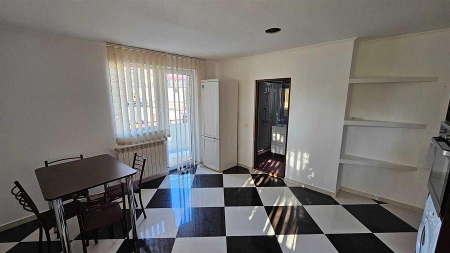 Apartament 2 camere decomandat 2 balcoane zona Cedonia - 8