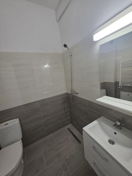 BLOC NOU apartament cu 1 camera 30.4m² de vanzare, FINALIZAT , ZONA CENTRALA Pod - 10