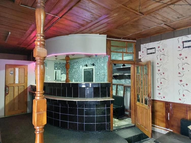 Inchiriez spatiu - 4