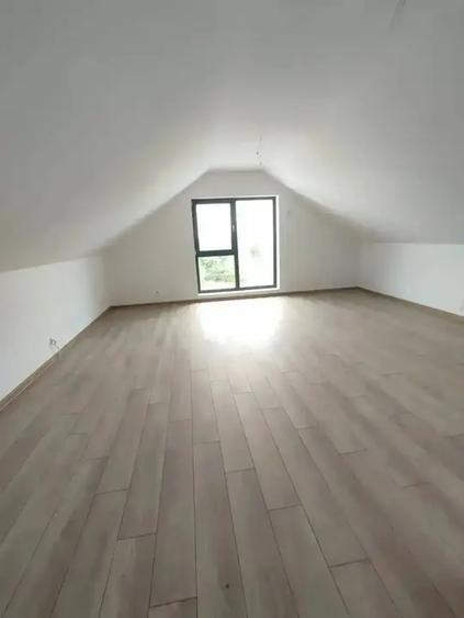 Casa 4 Camere Otopeni | Mansarda Generoasa | Camere Mari - 1