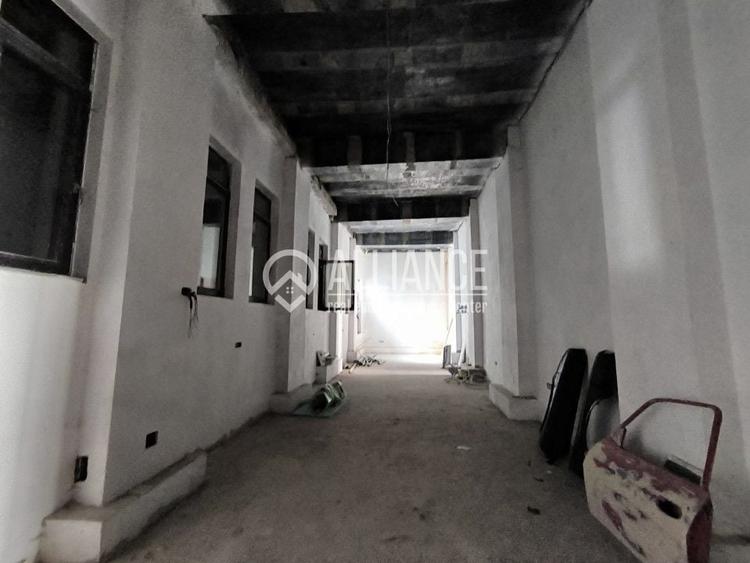 POLICLINICA CU PLATA(cod03) - Spatiu comercial luminos si inalt ! - 10