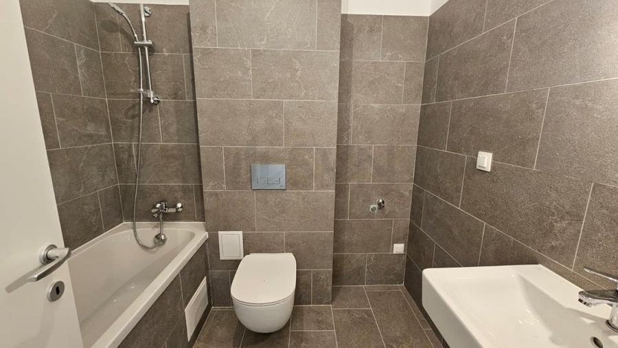 REA1026772 Studio Atria Urban Resort - 7