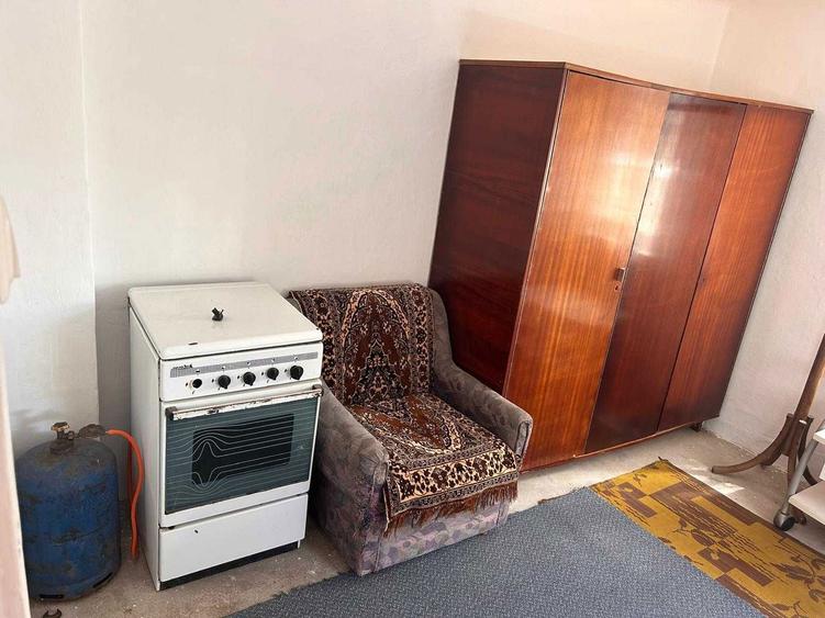 Casa batraneasca de inchiriat - 3