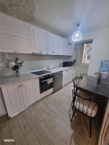 Apartament 3 cam et 2 decomandat renovat zona Colfescu - 13