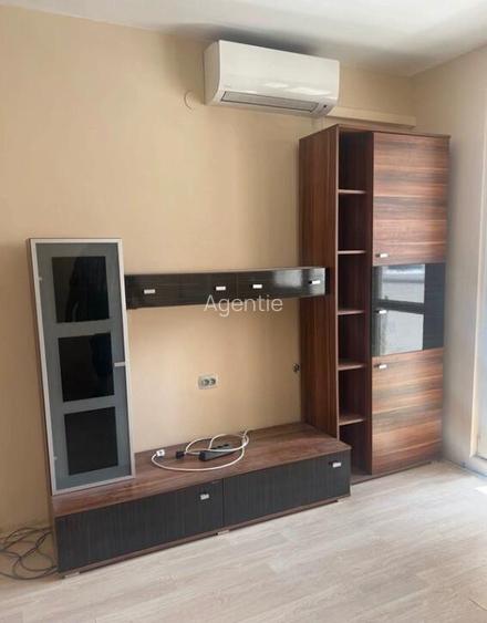 Garsoniera confort de vanzare zona Dambovita