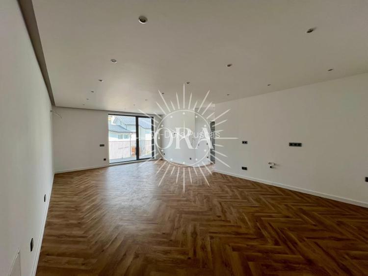 APARTAMENT 3 CAMERE DE VANZARE FINISAT | INTRE LACURI | PARCARE SUBTERANA