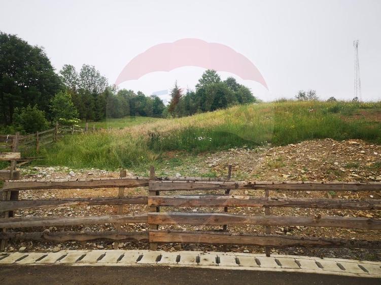 Teren 4397 mp Intravilan  Manastirea Humorului / Lunga Bucovina - 22