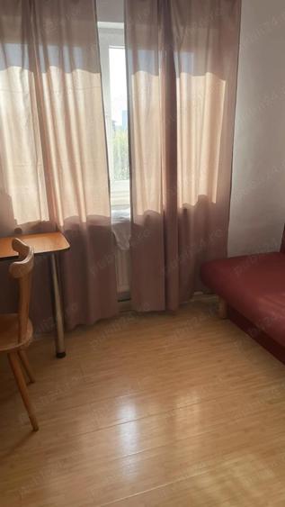 Inchiriez ap 2 cam decomandat - 1