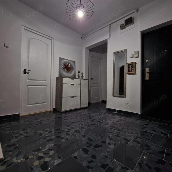 Vand apartament cu 4 camere - 5