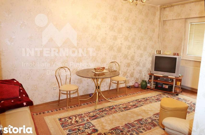 Apartament 3 camere - Etaj 1 - 2 bai - Centrala - Mobilat - 10