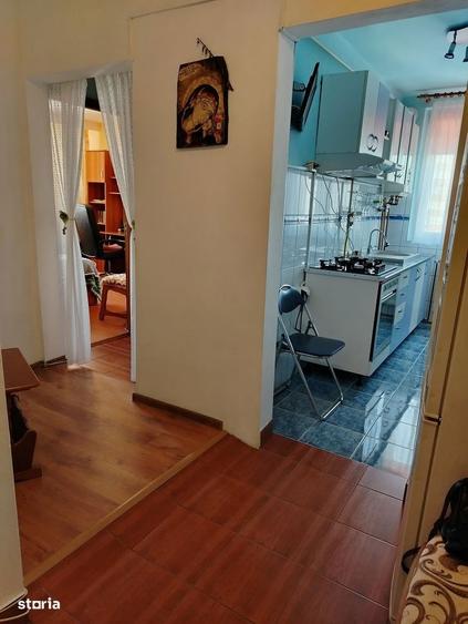 cv 151 Al.Rotunda, apartament 2 camere decomandat, etaj intermediar - 4