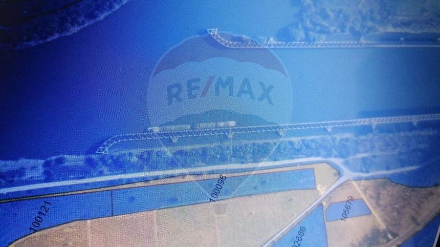 Teren  Cernavoda in apropiere de ecluza - 5