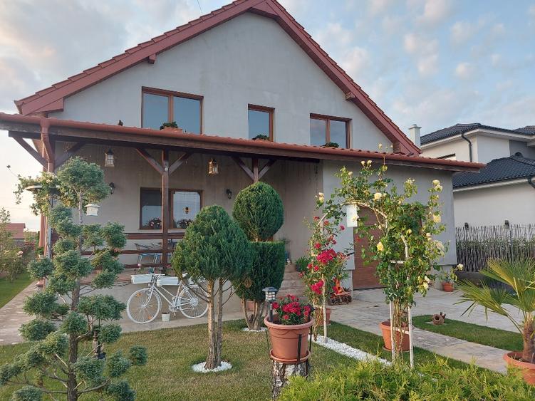 Casa cu mansarda semifinisata,4 dormitoare, LAZURI- Satu Mare - 1