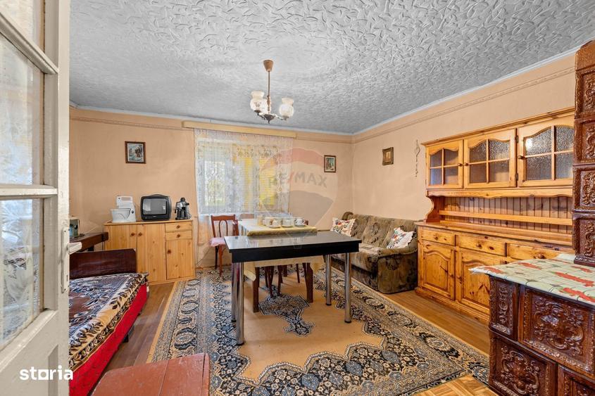 Casa 4 camere + anexe, teren 760 mp Pilu, jud. Arad - 9