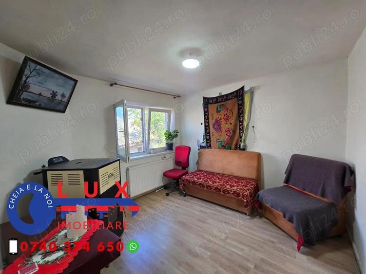 ID 6713 Casa de vanzare in Zona Pia?a Noua - 10