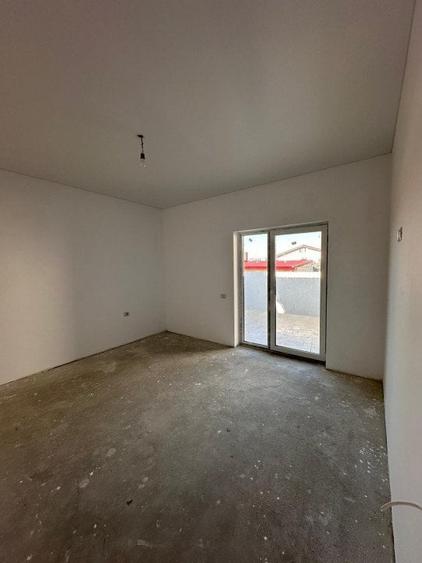 Casa compusa din 4 camere de vanzare, situata in Valu lui Traian - 10