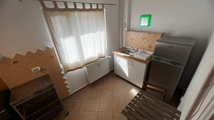 Garsonieră decomandată, Piața Muncii, cu metrou la parter - 10