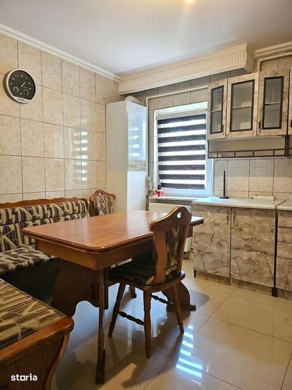 Apartament cu 2 camere decomandat în Teilor