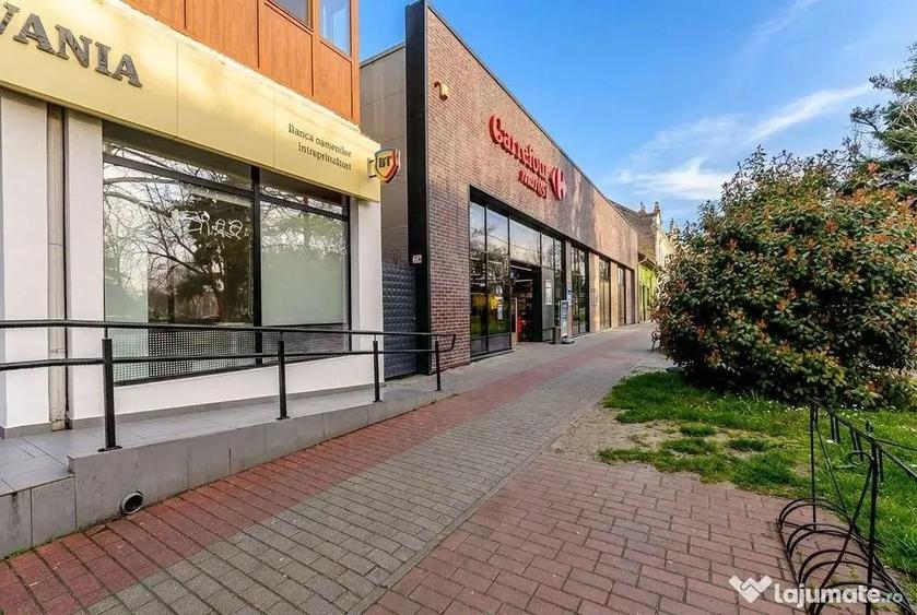 Spațiu comercial, de 841 mp, în Ultracentral