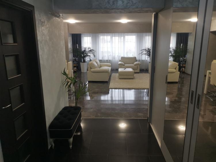 Apartament cu 3 camere în Central