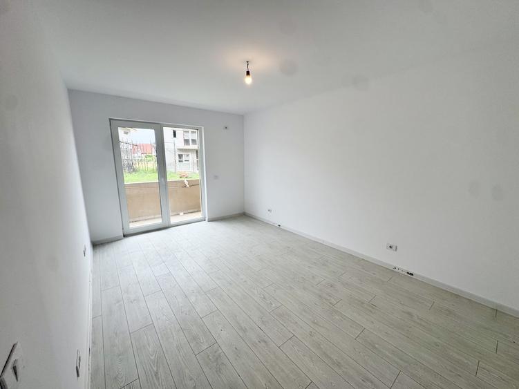 Apartament cu 2 camere decomandat în Giroc