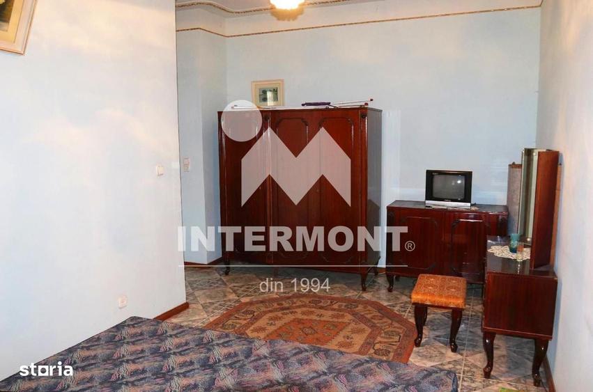 Apartament cu 4 camere în Central