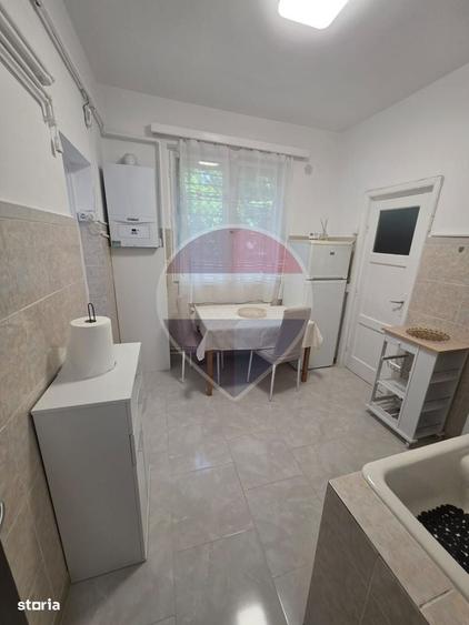 Apartament cu 2 camere în P-ța Romană