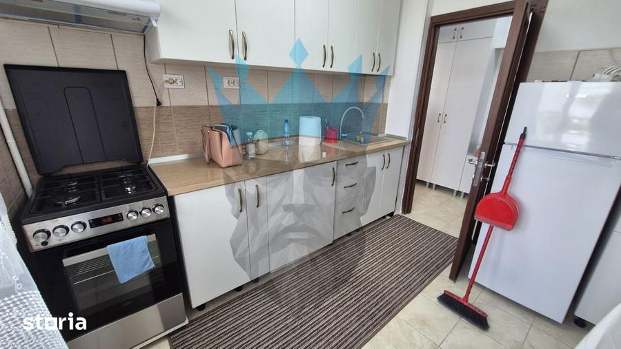 Apartament cu 3 camere, mobilat în Vatra Luminoasă