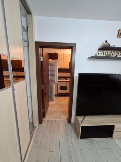 INCHIRIEZ APARTAMENT 2 CAMERE ZONA VIVO CONSTANTA - 4
