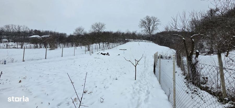 Teren de 2200 mp, în Sântana de Mureș