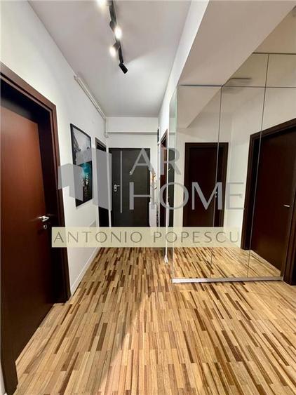 Apartament cu 3 camere decomandat, mobilat în P-ța Mihai Viteazu
