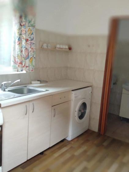 Casă cu 1 camere cu Teren 170 Mp în Sebastian