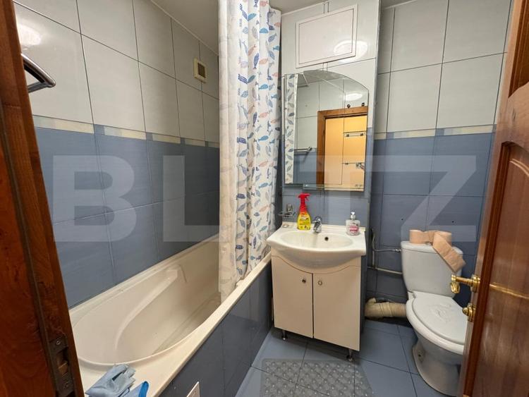 Apartament cu 2 camere decomandat, mobilat în Central