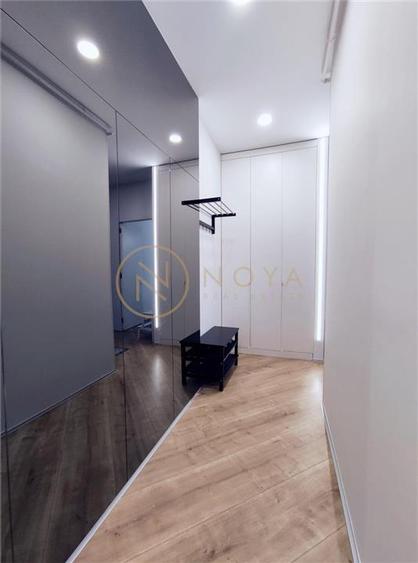Apartament cu 3 camere semidecomandat, mobilat în Pipera