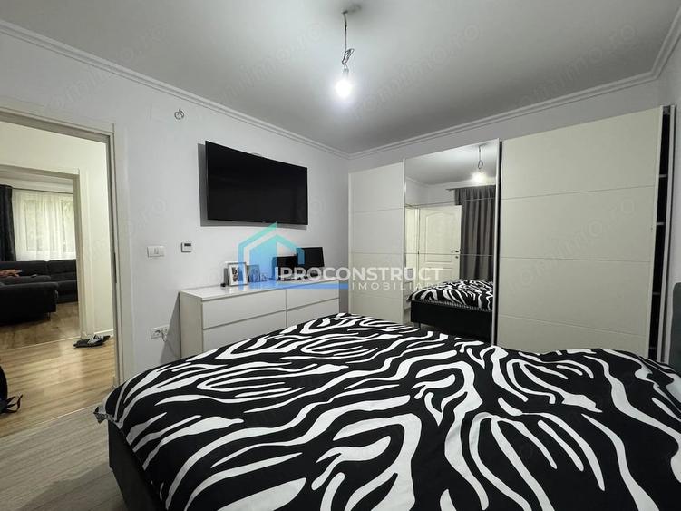Casă cu 5 camere cu Teren 487 Mp în Plopi