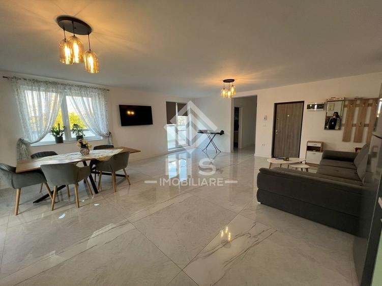 Apartament cu 3 camere decomandat în Nord-Est
