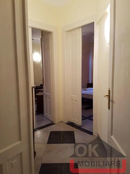 Apartament cu 5 camere decomandat în Central