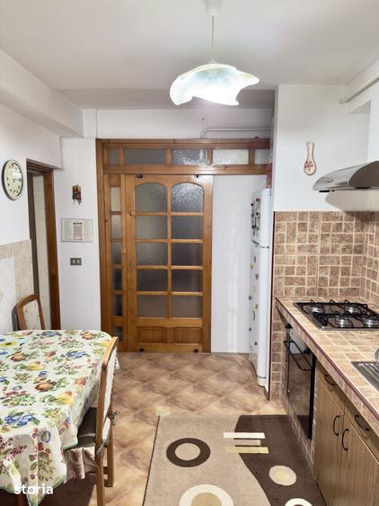 Apartament cu 3 camere decomandat în Ultracentral