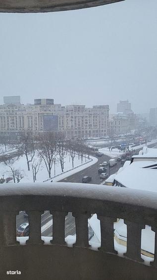 Apartament cu 4 camere decomandat în Centrul Istoric